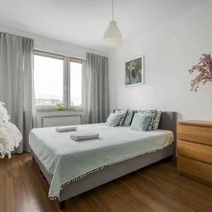 Gama Wyspowa 1 Warszawa
